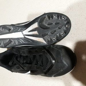 boys baseball cleets